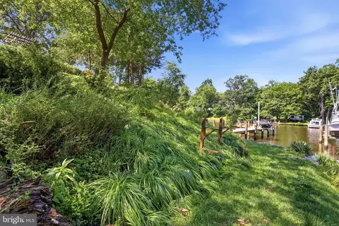 Exterior - 8014 Forest Glen Dr, Pasadena, MD 21122 photo 5 of 15