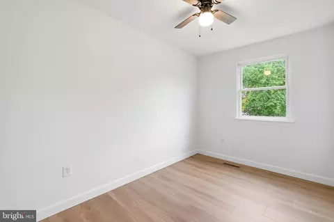 Bedroom - 282 Greenleaf Cir, Arnold, MD 21012 photo 3 of 4