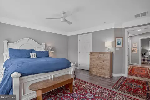 Bedroom - 163 Riverton Pl, Edgewater, MD 21037 photo 2 of 7