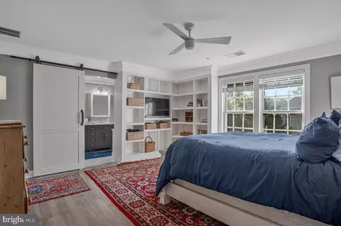 Bedroom - 163 Riverton Pl, Edgewater, MD 21037 photo 3 of 7