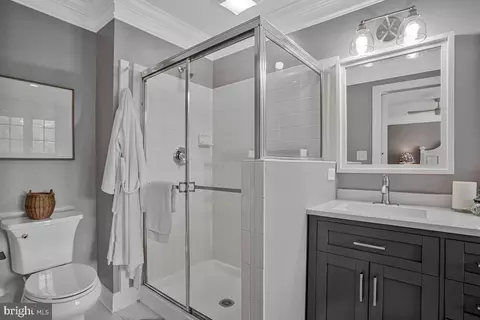 Bath - 163 Riverton Pl, Edgewater, MD 21037 photo 3 of 5