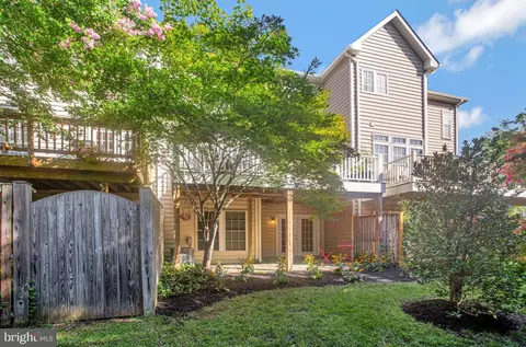 Exterior - 163 Riverton Pl, Edgewater, MD 21037 photo 6 of 9