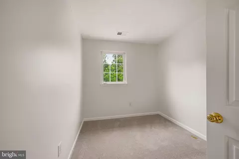 Bedroom - 2679 Rainy Spring Ct, Odenton, MD 21113 photo 8 of 10