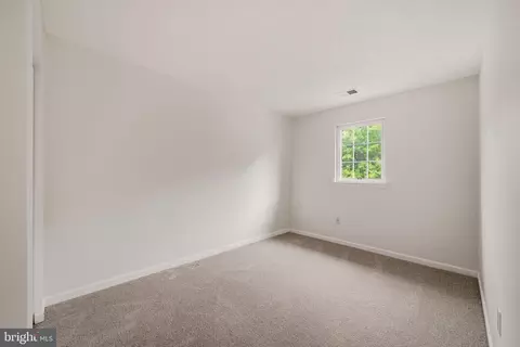 Bedroom - 2679 Rainy Spring Ct, Odenton, MD 21113 photo 6 of 10
