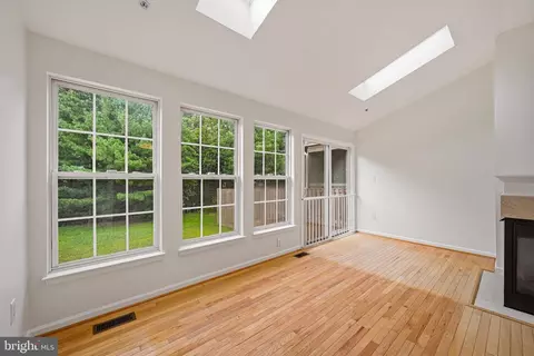 Living - 2679 Rainy Spring Ct, Odenton, MD 21113 photo 10 of 13