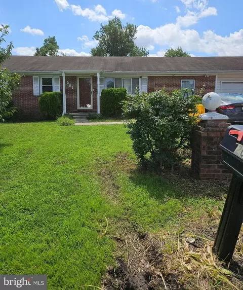 201 Warfield Rd, Glen Burnie, MD 21060
