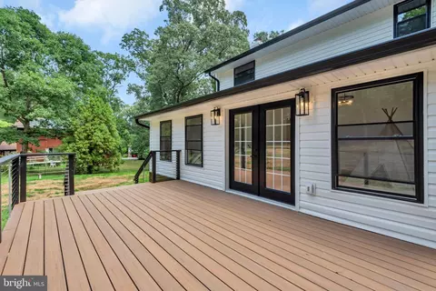 Exterior - 972 Arundel Dr, Arnold, MD 21012 photo 5 of 10