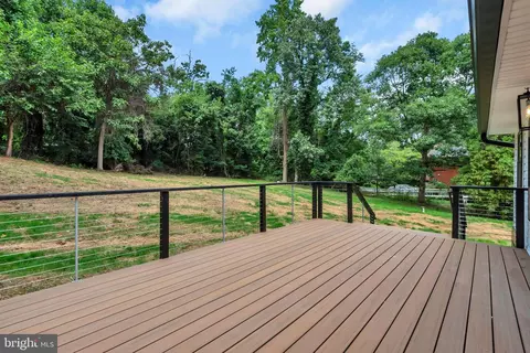 Exterior - 972 Arundel Dr, Arnold, MD 21012 photo 4 of 10
