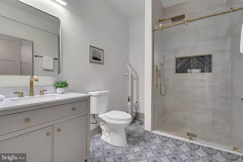 Bath - 972 Arundel Dr, Arnold, MD 21012 photo 5 of 5