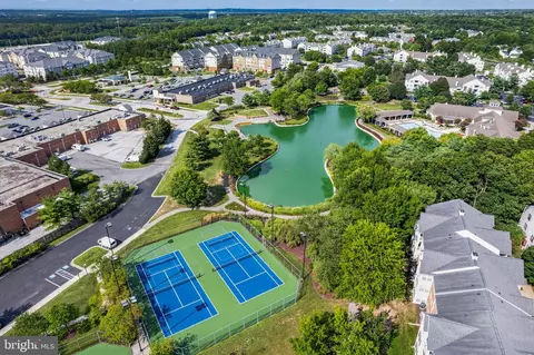 View/Area - 2704 Oak Leaf Ct #E, Odenton, MD 21113 photo 5 of 6