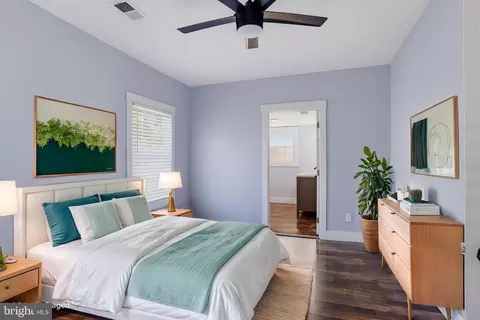 Bedroom - 616 Charles Ave, Deale, MD 20751 photo 1 of 3