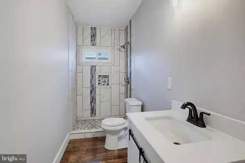 Bath - 616 Charles Ave, Deale, MD 20751 photo 2 of 2