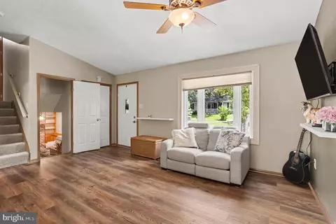 Living - 204 Kentucky Ave, Pasadena, MD 21122 photo 1 of 4