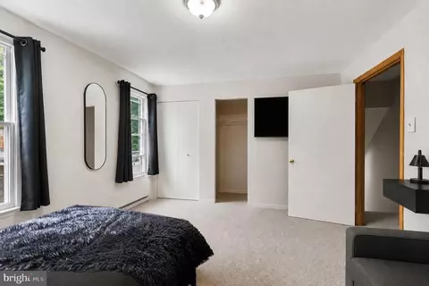 Bedroom - 204 Kentucky Ave, Pasadena, MD 21122 photo 5 of 7
