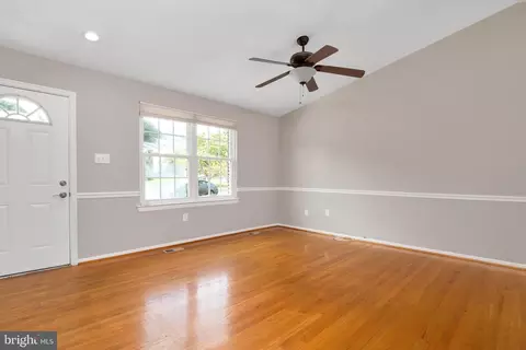 Living - 291 Overleaf Ct, Arnold, MD 21012 photo 1 of 7