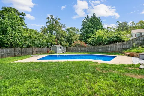 Exterior - 291 Overleaf Ct, Arnold, MD 21012 photo 8 of 13