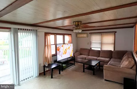 Living - 12 Hampton Rd, Linthicum Heights, MD 21090 photo 1 of 1