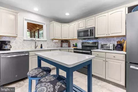Kitchen - 308 Christy Rd, Pasadena, MD 21122 photo 3 of 6