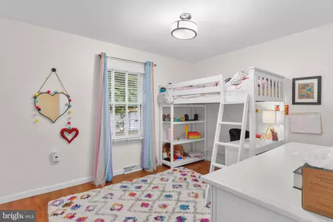 Bedroom - 866 Chestnut Tree Dr, Annapolis, MD 21409 photo 4 of 6
