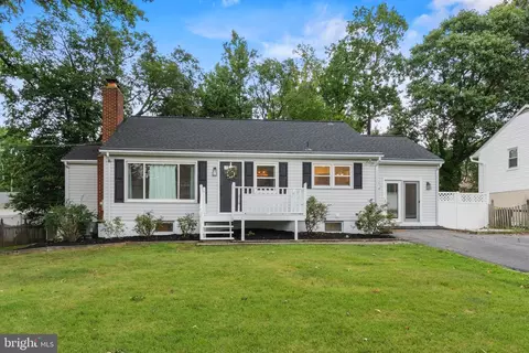 Exterior - 866 Chestnut Tree Dr, Annapolis, MD 21409 photo 2 of 6