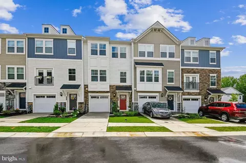 6838 Winterhill Ln, Glen Burnie, MD 21060