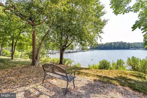 View/Area - 1100 S River Landing Rd, Edgewater, MD 21037 photo 5 of 6