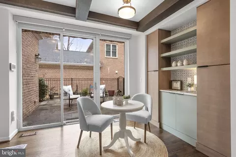 Dining - 1100 S River Landing Rd, Edgewater, MD 21037 photo 1 of 2