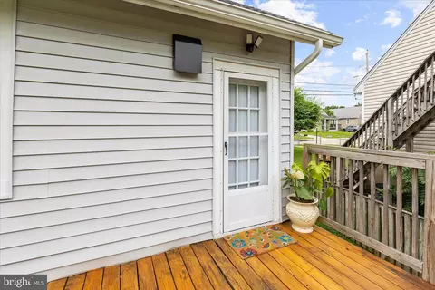 Exterior - 40 Hampton Rd, Linthicum Heights, MD 21090 photo 3 of 6