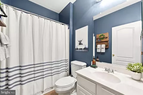 Bath - 3283 Mulberry St, Edgewater, MD 21037 photo 1 of 10