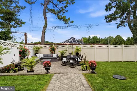 Exterior - 3283 Mulberry St, Edgewater, MD 21037 photo 2 of 8