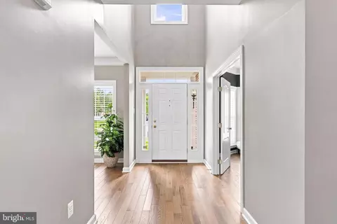 Entry Way - 3283 Mulberry St, Edgewater, MD 21037 photo 1 of 14
