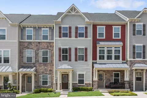 8108 Dewey Pl, Glen Burnie, MD 21060
