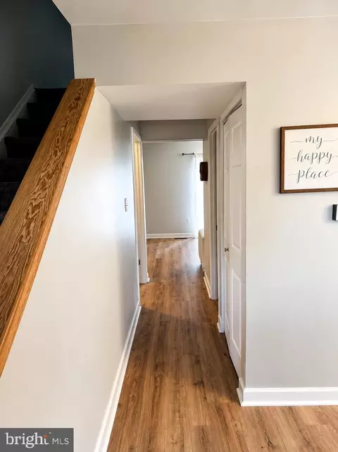 Entry Way - 1850 Hawk, Severn, MD 21144 photo 1 of 2