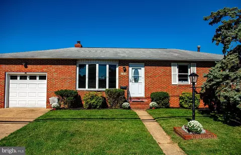 Exterior - 178 Riviera Dr, Pasadena, MD 21122 photo 3 of 6