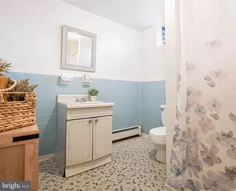 Bath - 178 Riviera Dr, Pasadena, MD 21122 photo 2 of 2