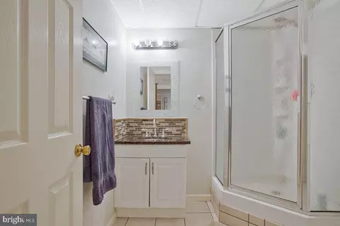 Bath - 1239 Lorene Dr, Pasadena, MD 21122 photo 6 of 6