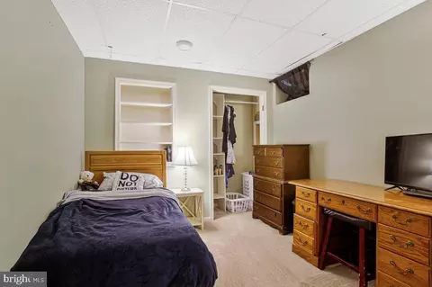 Bedroom - 1239 Lorene Dr, Pasadena, MD 21122 photo 8 of 8