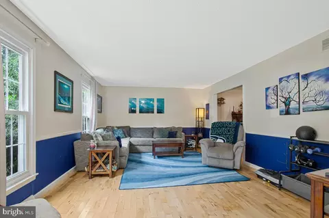Living - 1239 Lorene Dr, Pasadena, MD 21122 photo 1 of 1
