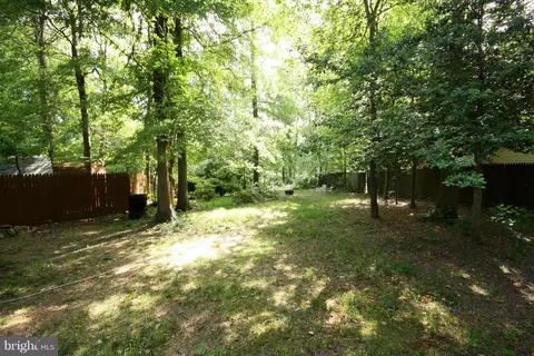 Exterior - 8111 Beverly Rd, Severn, MD 21144 photo 4 of 5