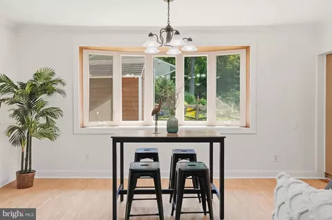 Dining - 790 Rolling View Dr, Annapolis, MD 21409 photo 2 of 2