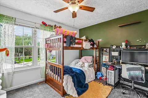 Bedroom - 2894 Dungate Ct, Pasadena, MD 21122 photo 7 of 10