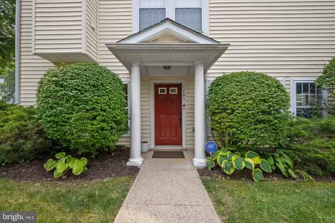 Exterior - 1705 Fallowfield Ct, Crofton, MD 21114 photo 2 of 5