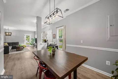 Dining - 1705 Fallowfield Ct, Crofton, MD 21114 photo 2 of 4