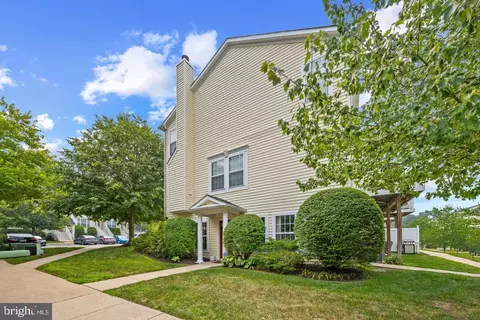 Exterior - 1705 Fallowfield Ct, Crofton, MD 21114 photo 4 of 5