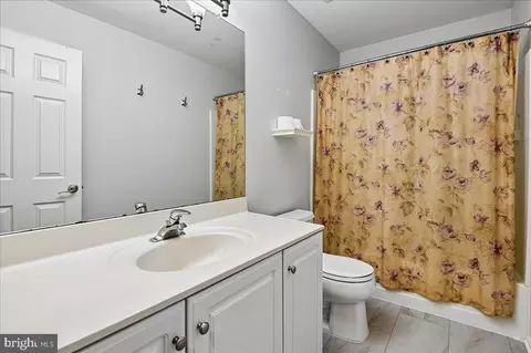 Bath - 706 Howards Loop, Annapolis, MD 21401 photo 3 of 4