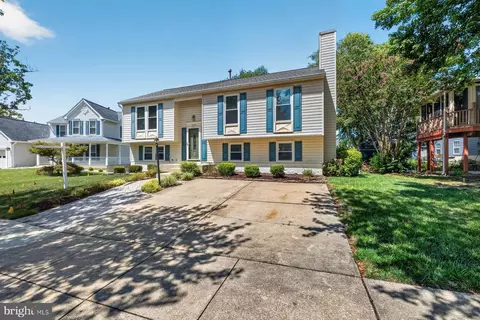 Exterior - 2294 Raindrop Ct, Odenton, MD 21113 photo 2 of 10