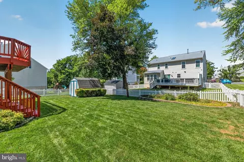 Exterior - 2294 Raindrop Ct, Odenton, MD 21113 photo 10 of 10