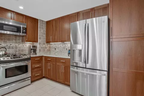 Kitchen - 5 Park Pl #506, Annapolis, MD 21401 photo 4 of 6
