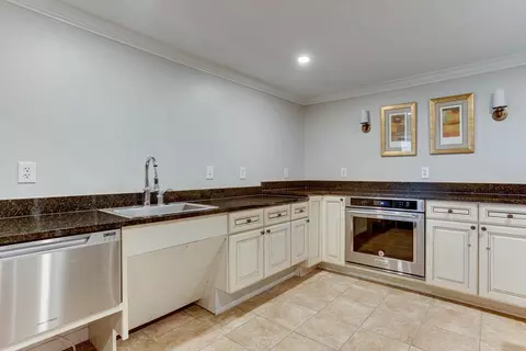 Kitchen - 5 Park Pl #506, Annapolis, MD 21401 photo 6 of 6