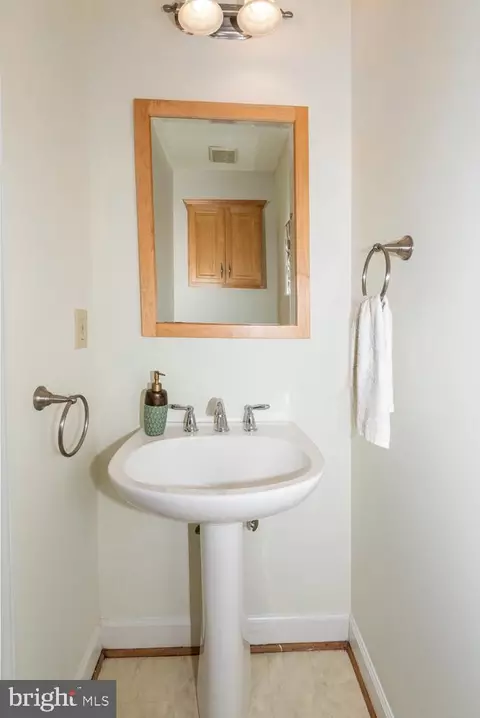 Bath - 1717 Jasper Ln, Crofton, MD 21114 photo 1 of 5
